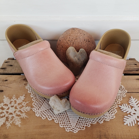 Rose Quartz Dansko Pro Honey Clogs Pink Burnished Distressed Boho Cottage 37 39 - Picture 8 of 11